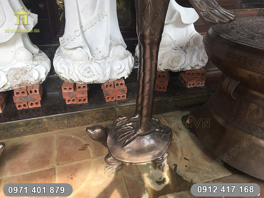 đ&uacute;c hạc thờ bằng đồng